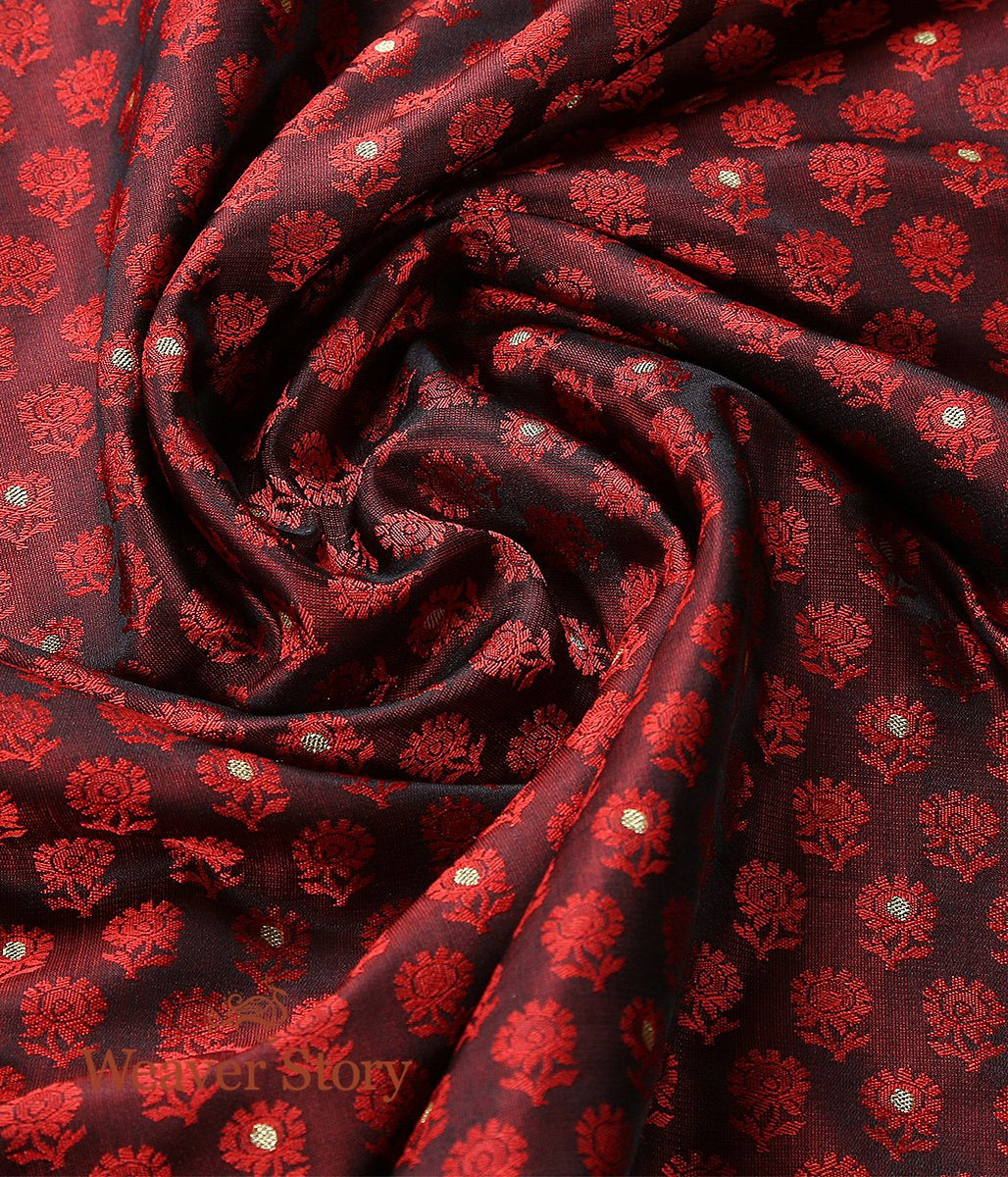 Handloom_Tanchoi_Zari_Booti_Fabric_WeaverStory_05