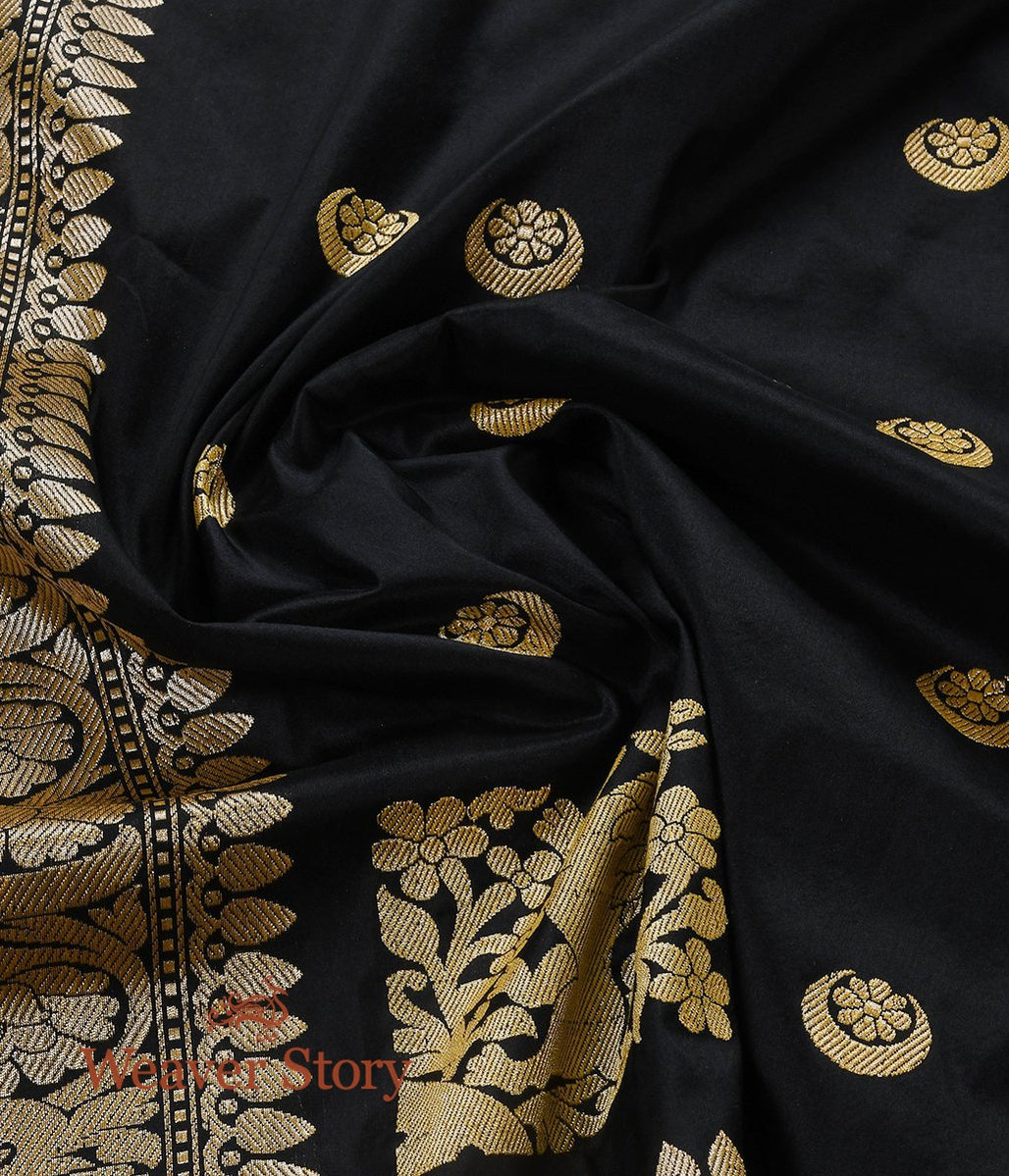 Handloom_Black_Chand_Boota_Dupatta_WeaverStory_05