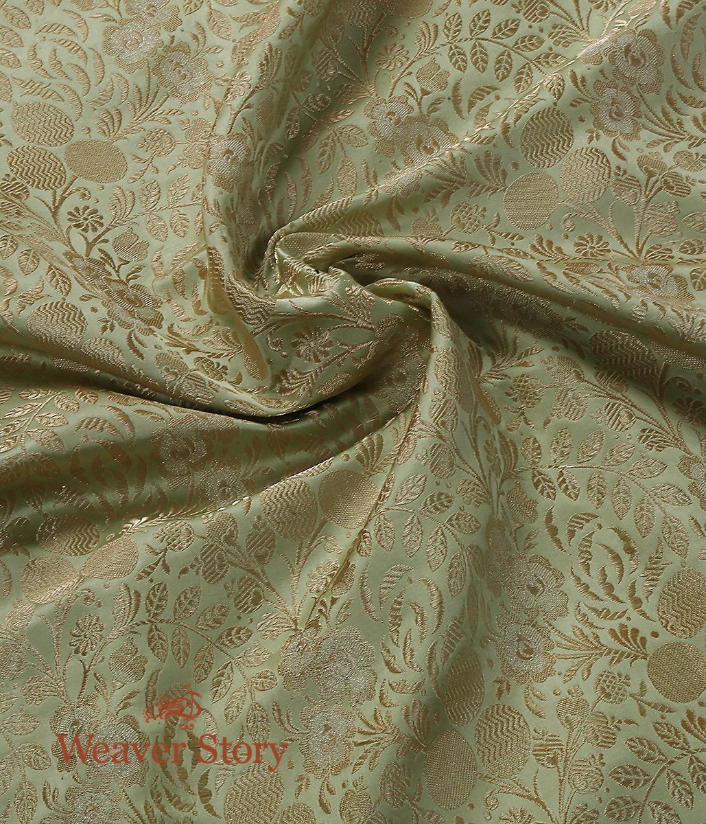 Handloom_Light_Green_Kimkhab_Pure_Zari_Jaal_Fabric_WeaverStory_05