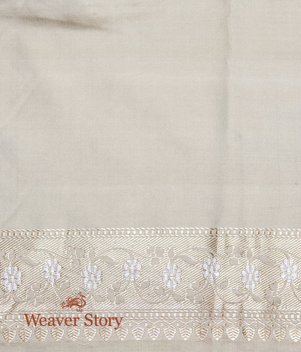 Handwoven_Grey_Sona_Rupa_Kadhwa_Jangla_Saree_WeaverStory_05