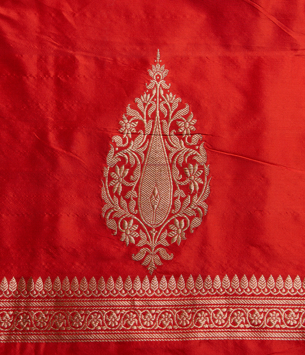 Handwoven_Red_Kadhwa_Jangla_Saree_WeaverStory_05
