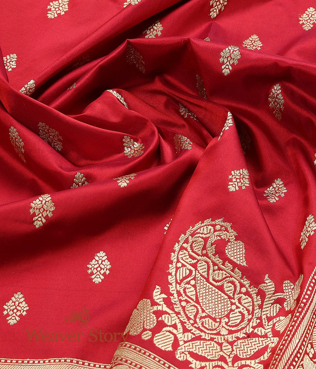 Handloom_Red_Kadhwa_Booti_Dupatta_WeaverStory_05