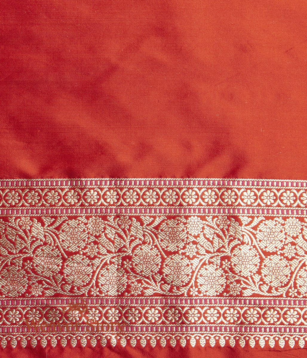 Handwoven_Red_and_Gold_Zari_Kimkhab_Saree_with_Kadhwa_Border_WeaverStory_05