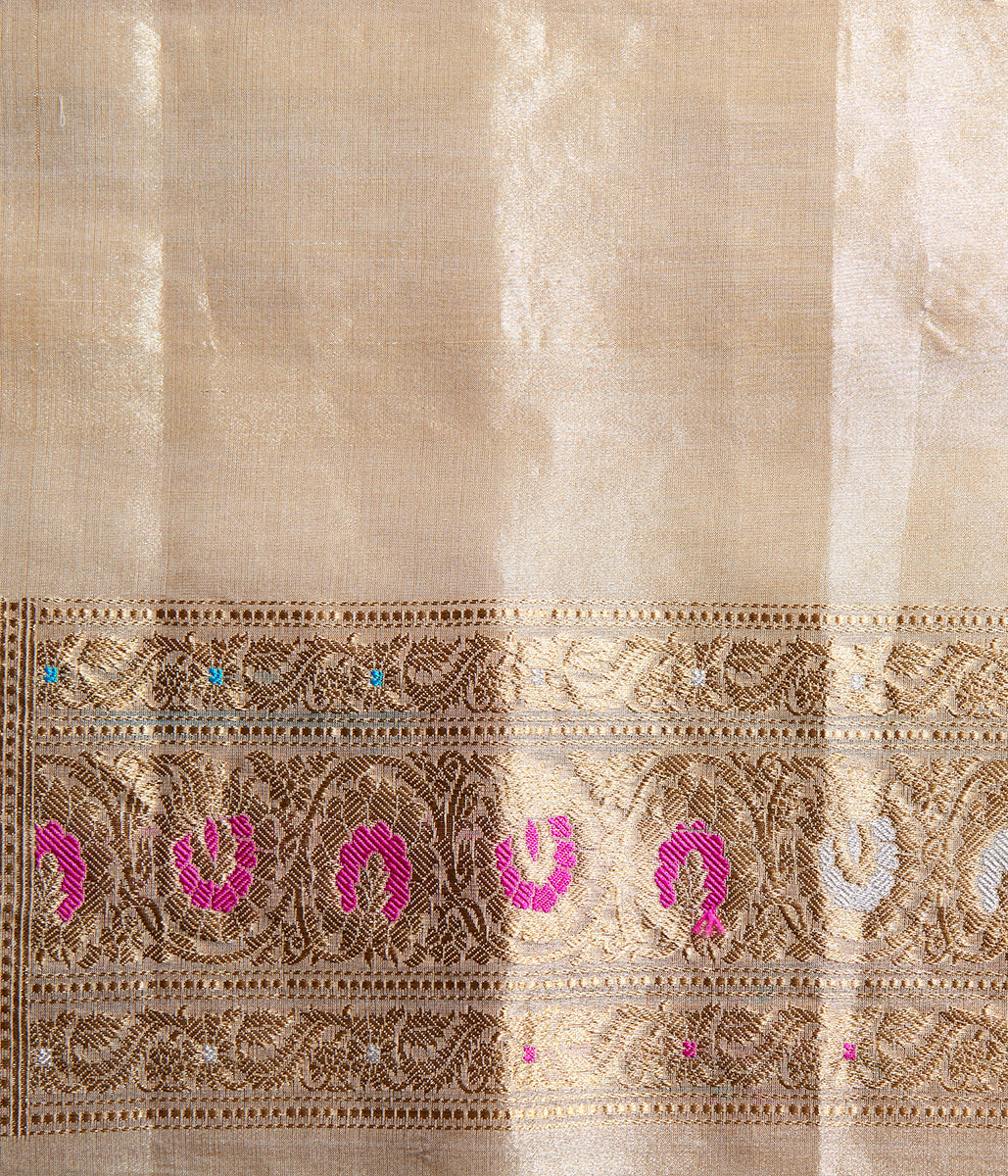 Handwoven_Gold_Tissue_Jangla_Saree_with_Meenakari_Jaal_WeaverStory_05