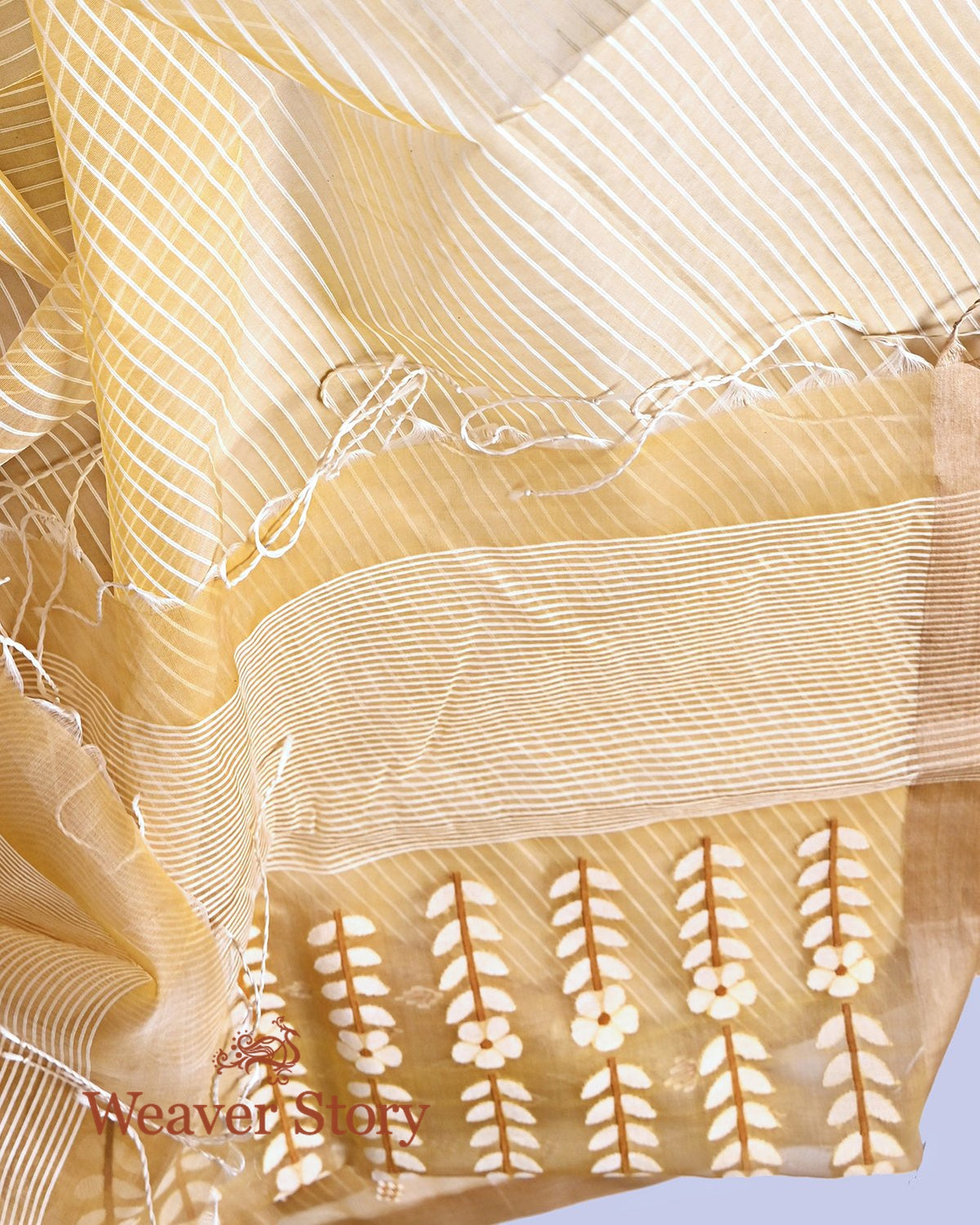 Handwoven_Beige_Brown_Silk_Muslin_Jamdani_Saree_with_White_Booti_WeaverStory_05