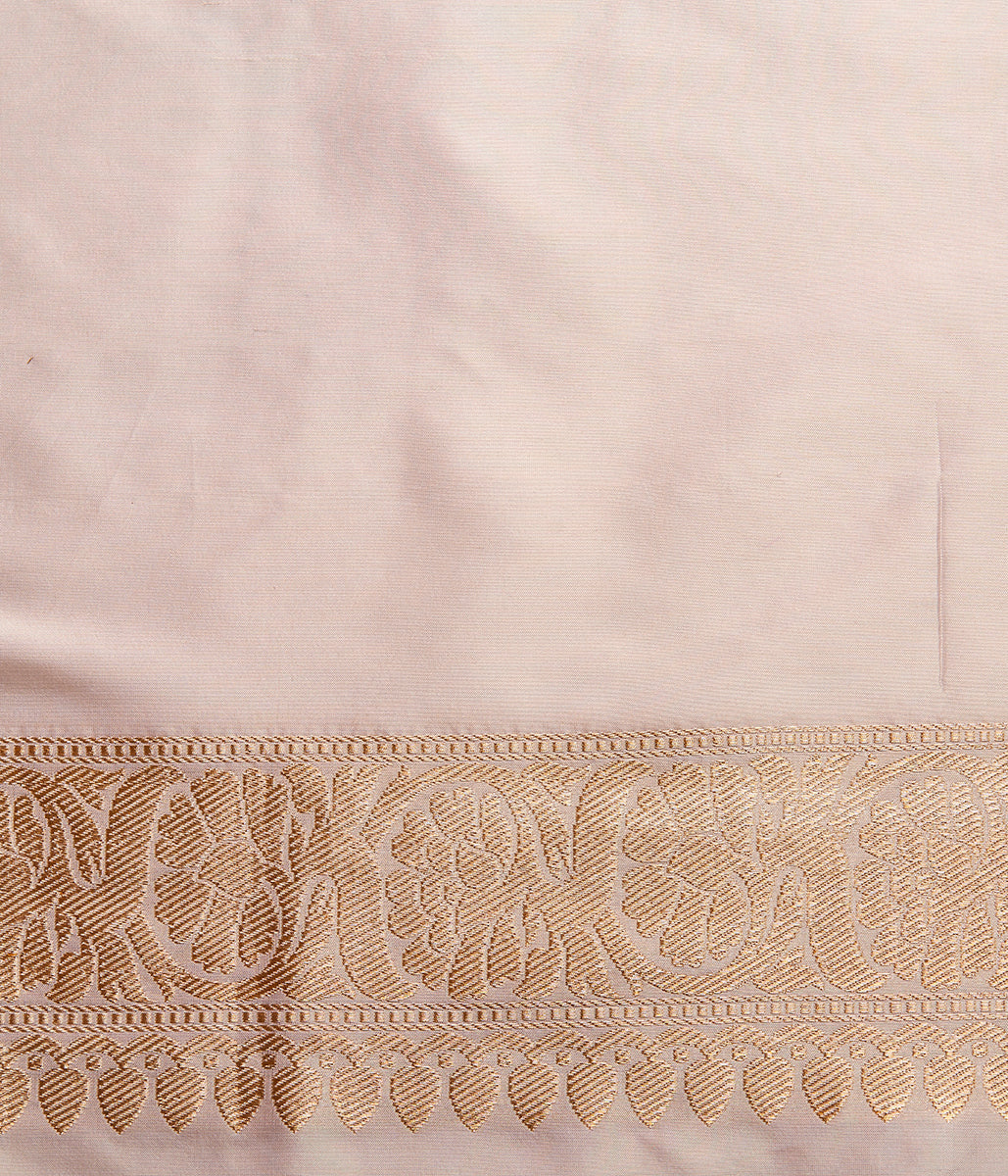 Milky_White_Kadhwa_Banarasi_Handloom_Saree_with_konia_Pallu_and_chand_Boota_WeaverStory_05