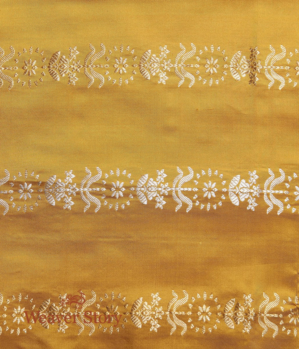 Handwoven_Mustard_Kadhwa_Boota_Saree_with_Small_Border_WeaverStory_05