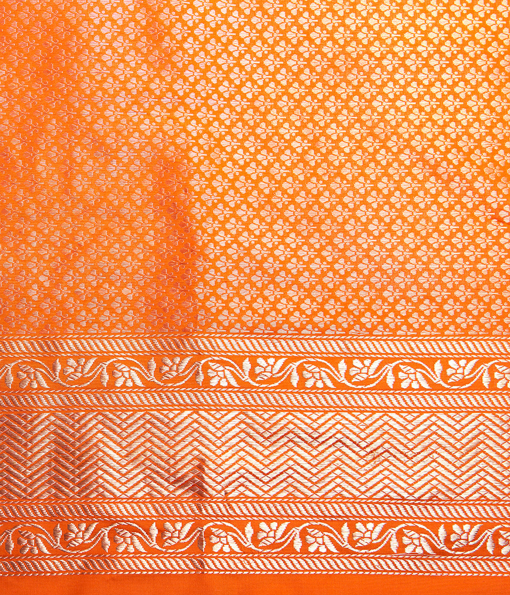 Handloom_Orange_Kamal_Jangla_Saree_WeaverStory_05