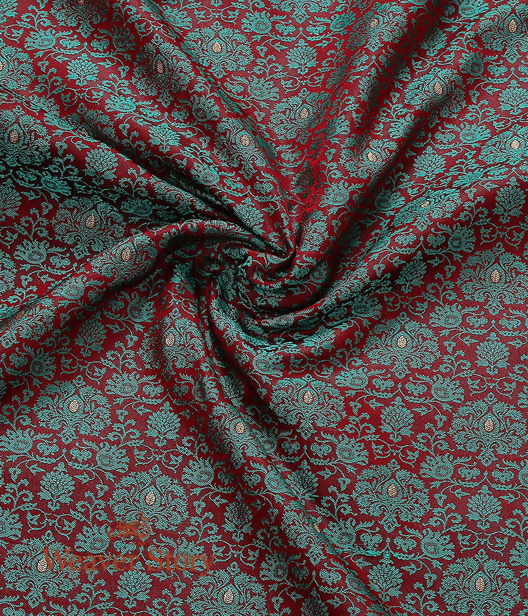 Handloom_Red_and_Green_Zari_Booti_Jaal_Fabric_WeaverStory_05