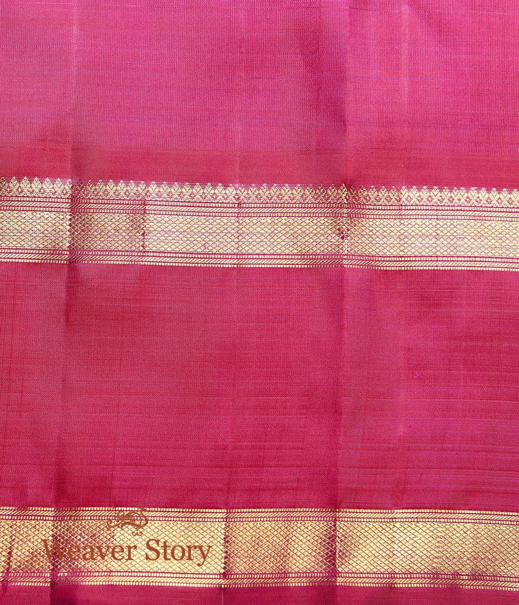 Handwoven_Purple_Real_Zari_Kanjivaram_Silk_Saree_with_Red_Border_and_Pallu_WeaverStory_05
