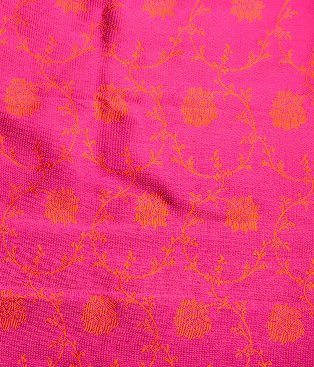 Handloom_Green_Kadhwa_Booti_Saree_with_Floral_Zari_Border_WeaverStory_05