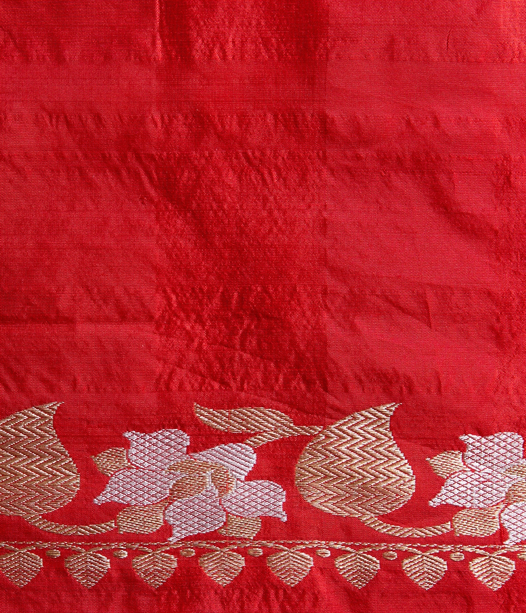 Handloom_Black_Self_Checks_with_Red_Border_WeaverStory_05
