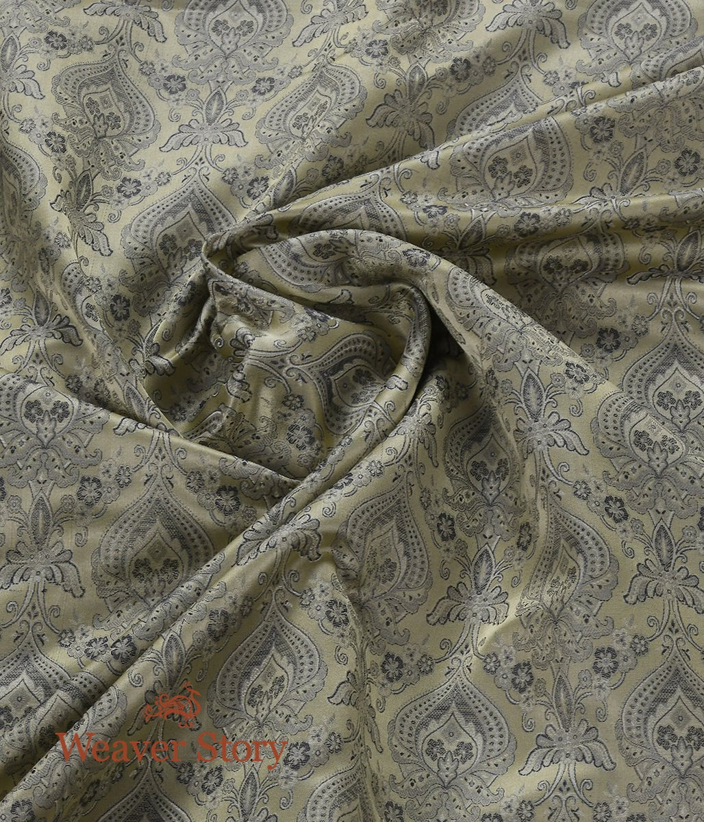 Handloom_Beige_Jamawar_Fabric_with_Mehraab_Jaal_Woven_in_Black_WeaverStory_05