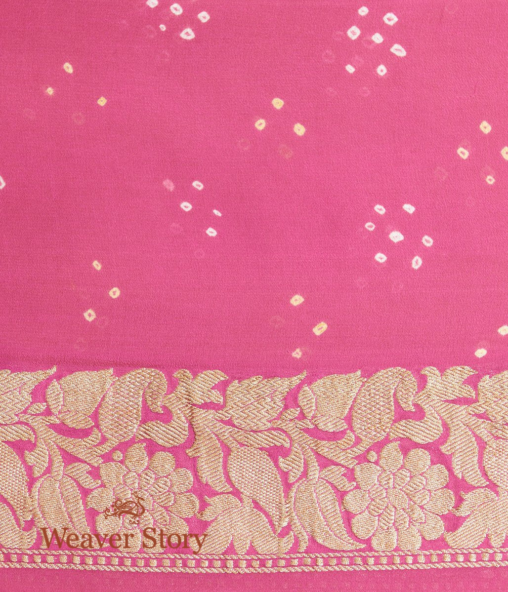 Handwoven_Pink_Chevron_Bandhej_Saree_WeaverStory_05