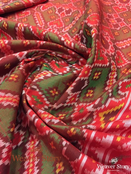 Handwoven_Maroon_Red_and_Green_Patola_Dupatta_WeaverStory_05