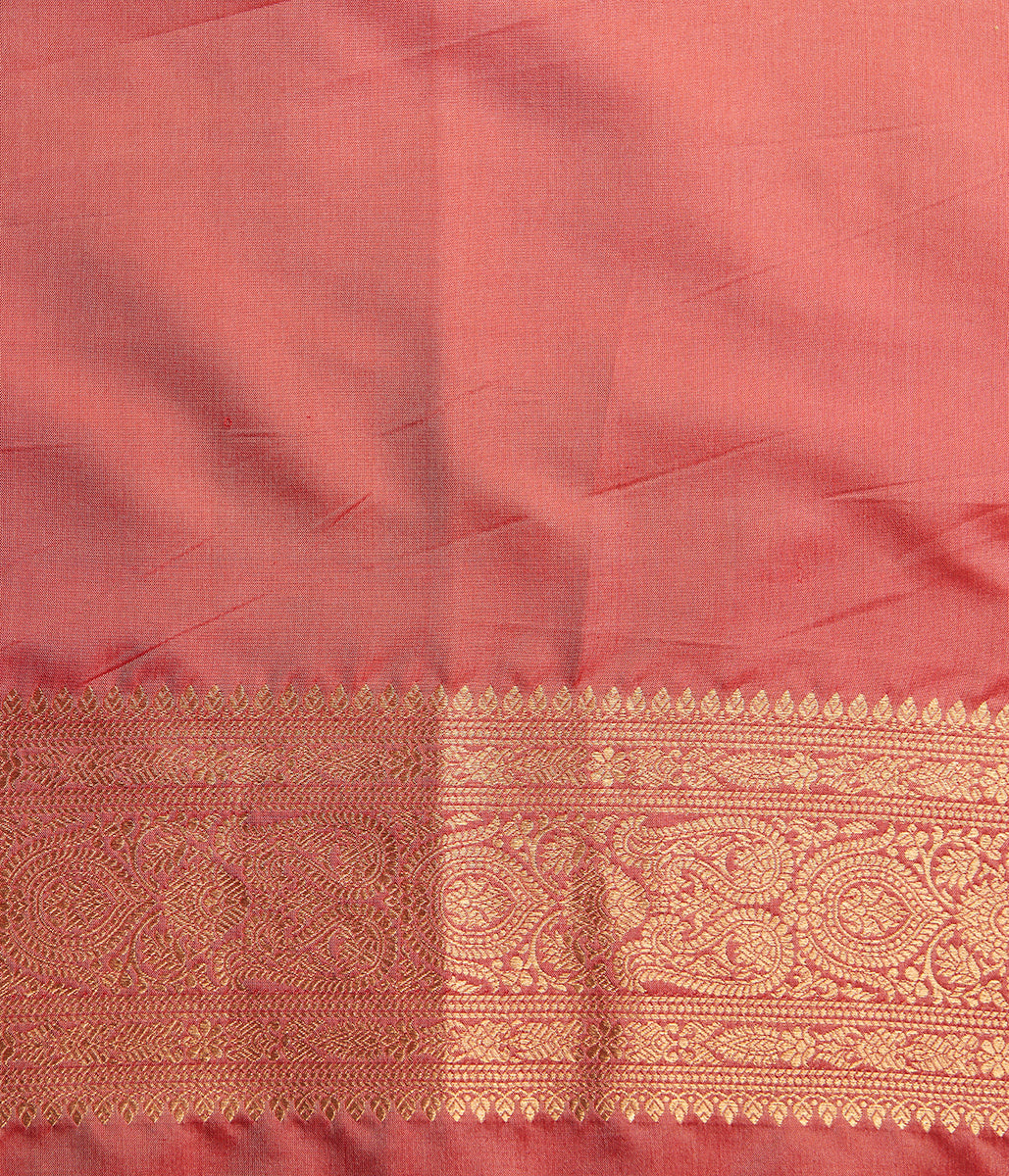 Handwoven_Peach_Katan_Silk_saree_with_Small_Paislye_Motifs_Woven_in_Zari_WeaverStory_05