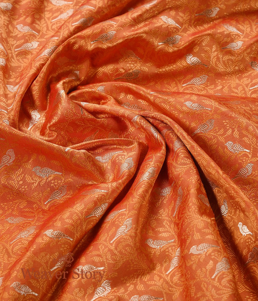 Handloom_Orange_Bird_Motif_Tanchoi_Fabric_WeaverStory_05