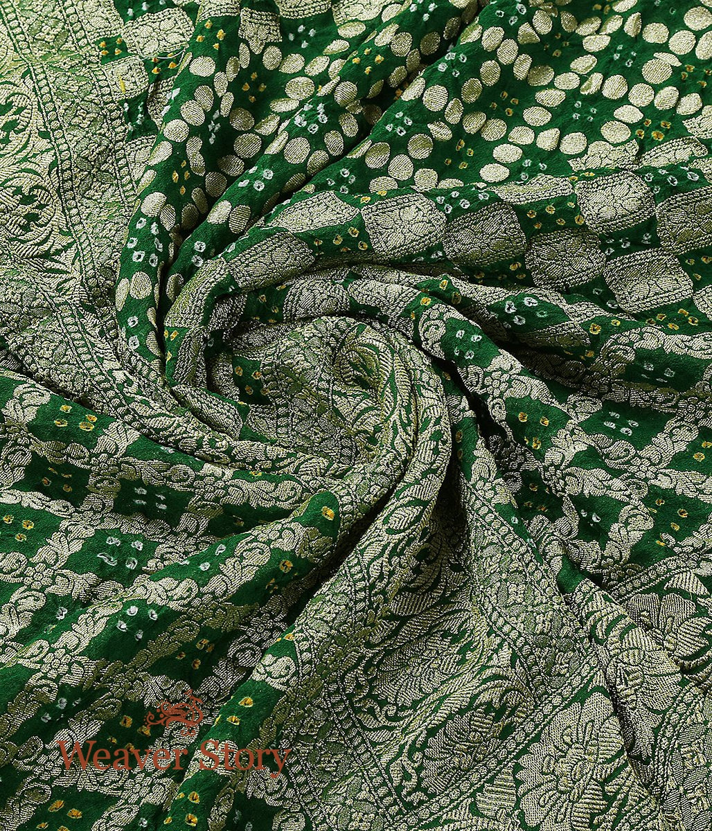 Handloom_Banarasi_Bandhani_Georgette_Dupatta_in_Green_WeaverStory_05