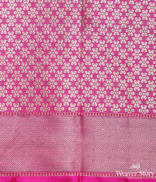 Handwoven_Light_Blue_Kadhwa_Boota_with_Orange_Border_WeaverStory_05