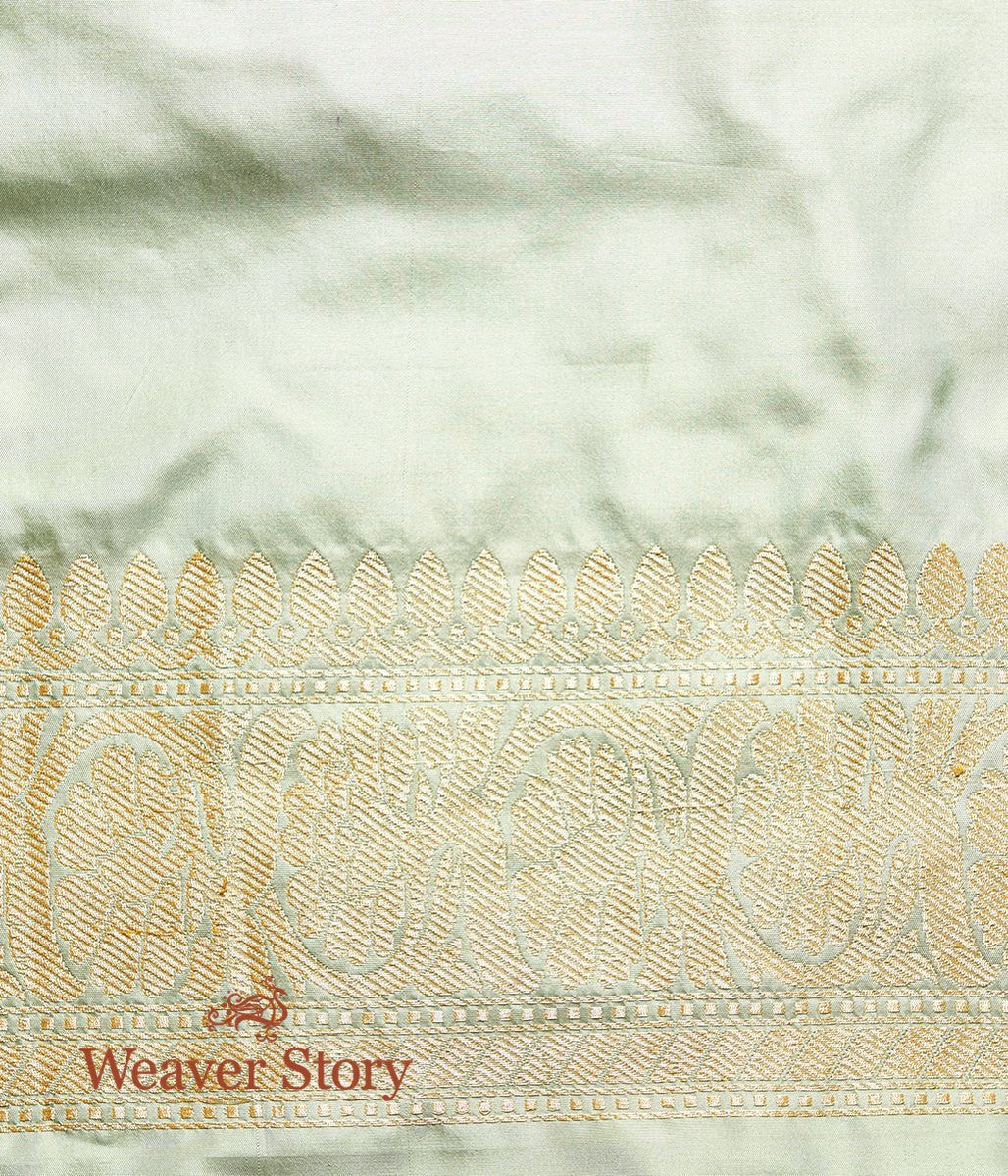 Handwoven_Powder_Blue_Chaand_Boota_Saree_WeaverStory_04