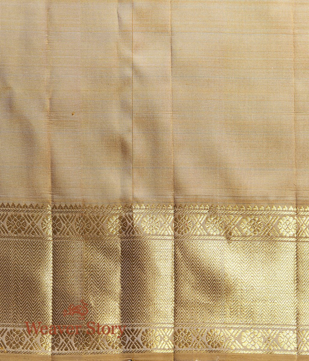 Handloom_Gold_Kanjivaram_Silk_Saree_WeaverStory_05