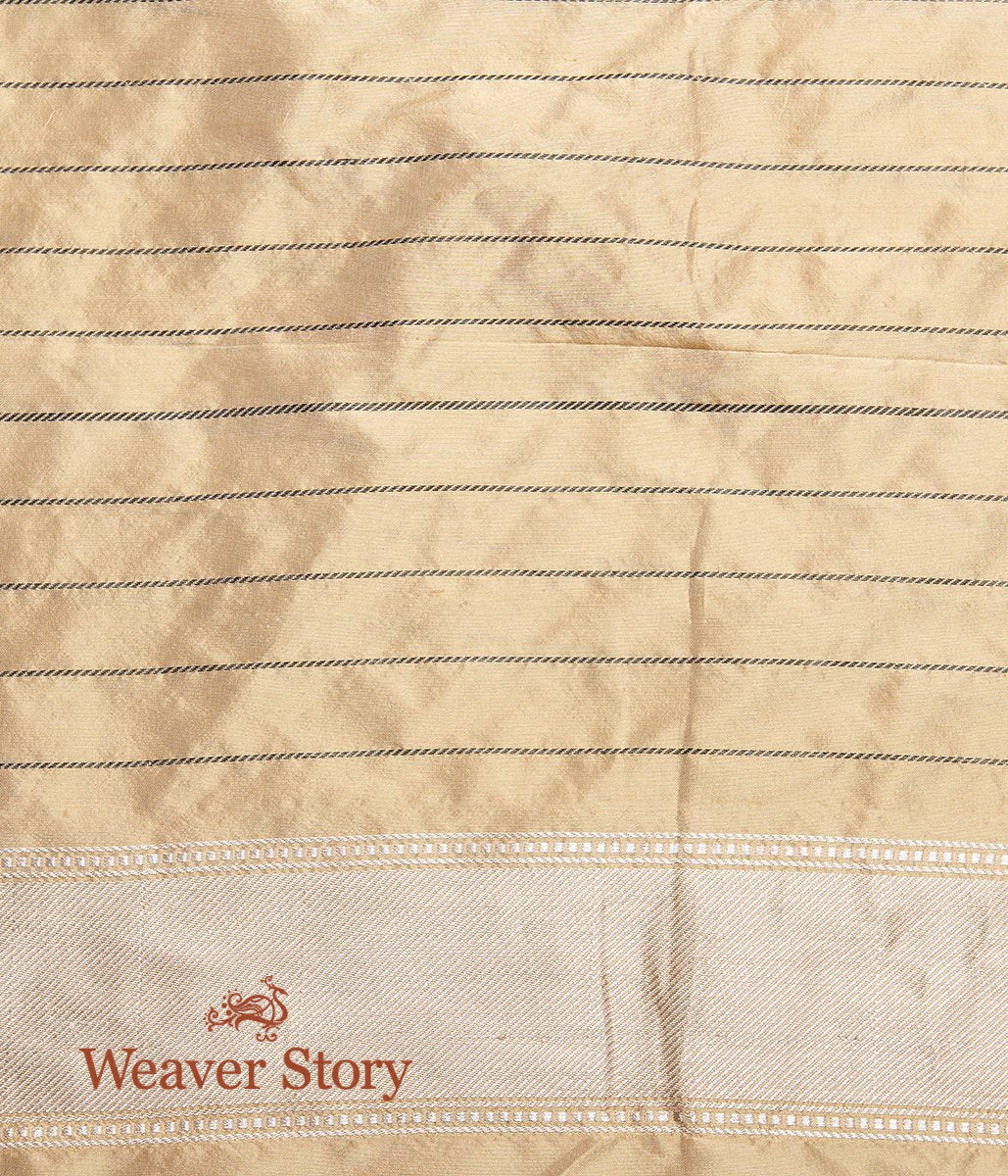 Handloom_Black_Katan_Silk_Saree_with_Stripes_and_Kadhiyal_Border_in_OffWhite_WeaverStory_05