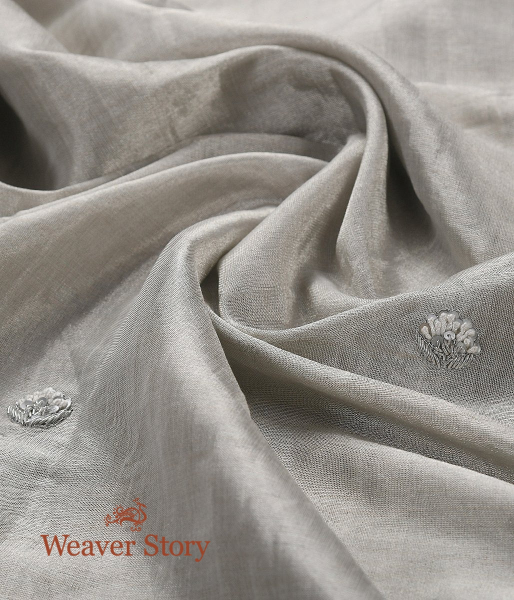 Silver_Tissue_Zardozi_Work_Dupatta_with_Black_Border_WeaverStory_06