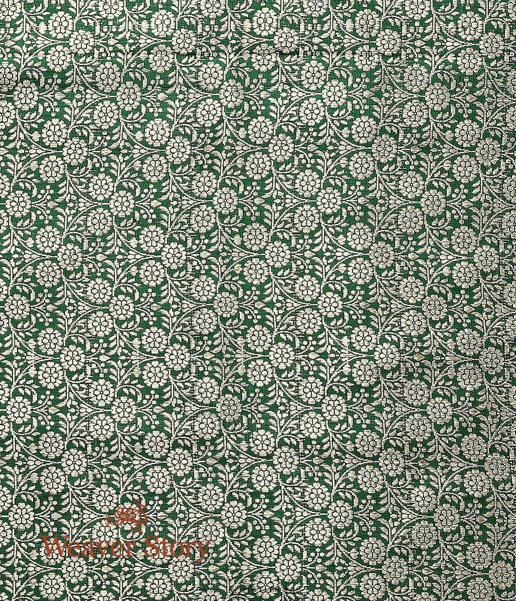 Handloom_Green_Kadhwa_Banarasi_Lehenga_with_Red_Border_WeaverStory_06