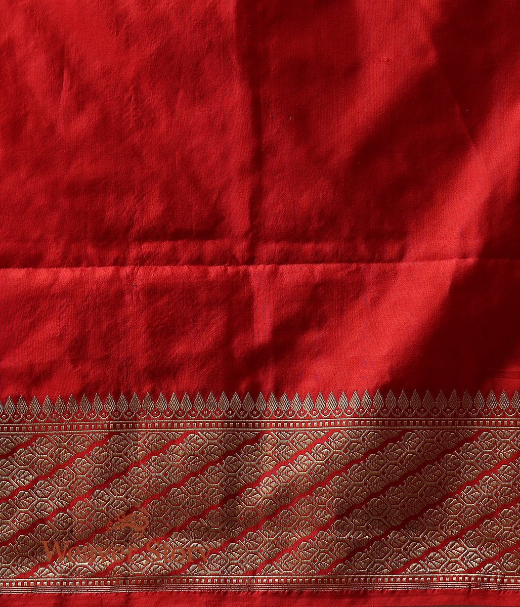 Handloom_Red_Kadhwa_Jangla_Saree_with_a_Diagonally_Woven_Border_WeaverStory_05