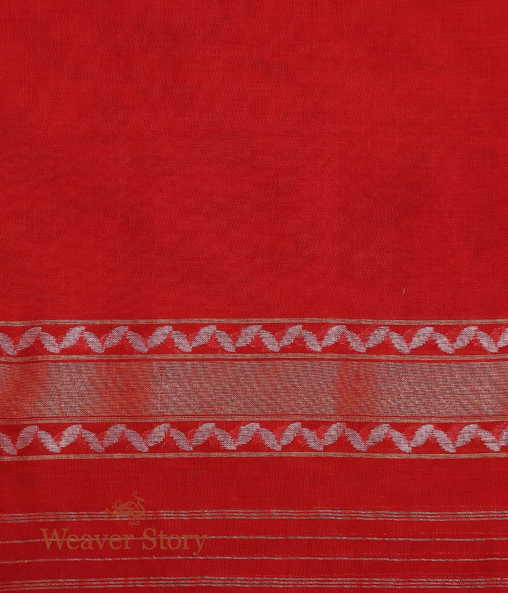 Handwoven_Red_Cotton_Jamdani_Saree_WeaverStory_05