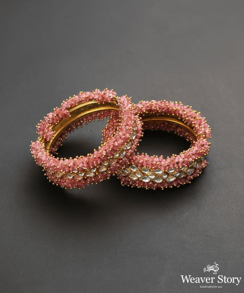 Tarazi_Bangles_With_Kundan_And_Pink_Stones_Handcrafted_in_Pure_Silver
_WeaverStory_02