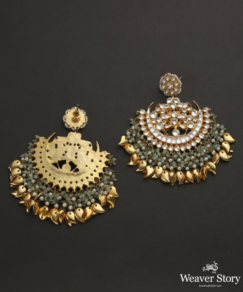 Abeerah_Handcrafted_Pure_Silver_Earrings_With_kundan_And_Pearls_WeaverStory_03