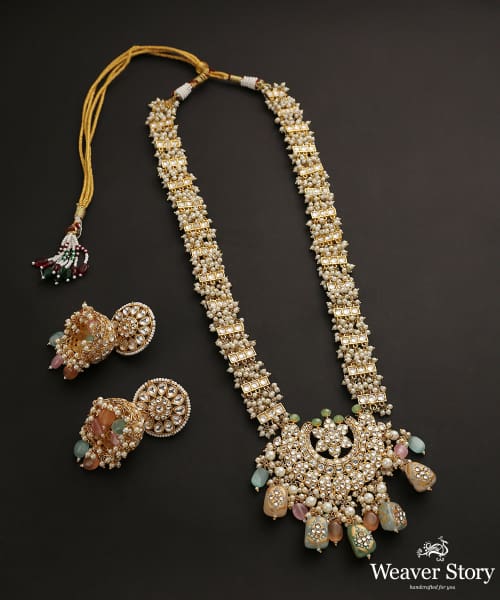 Jamila_Handcrafted_Pure_Silver_Necklace_Set_With_kundan_And_Pearls_WeaverStory_02