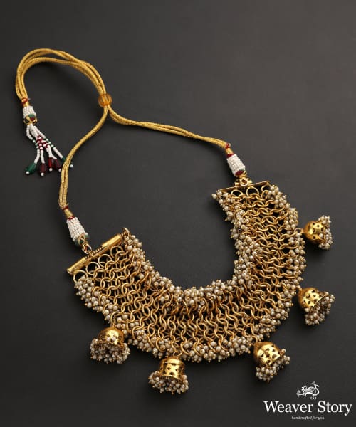 Malak_Necklace_With_Beads_Handcrafted_In_Pure_Silver_WeaverStory_02