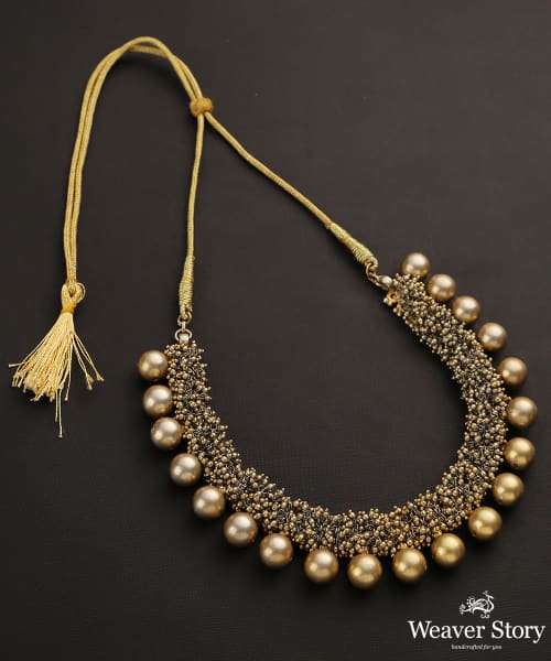Kiraz_Necklace_Set_With_Beads_Handcrafted_In_Pure_Silver_WeaverStory_02