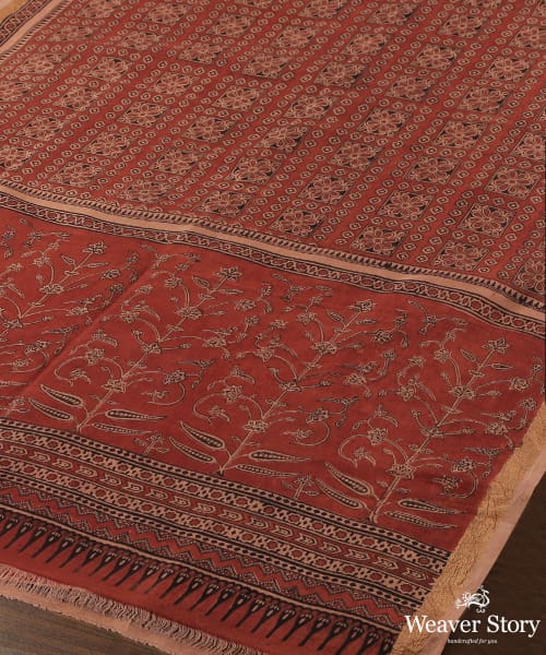 Peach_And_Red_Handloom_Hand_Block_Printed_Pure_Silk_Cotton_Dupatta_WeaverStory_03