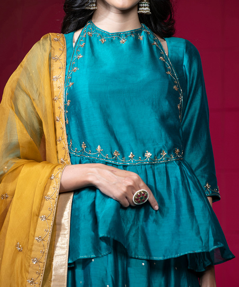 Handloom_Teal_Chanderi_Embroidered_Lehenga_Set_with_Mustard_Organza_Dupatta_WeaverStory_05