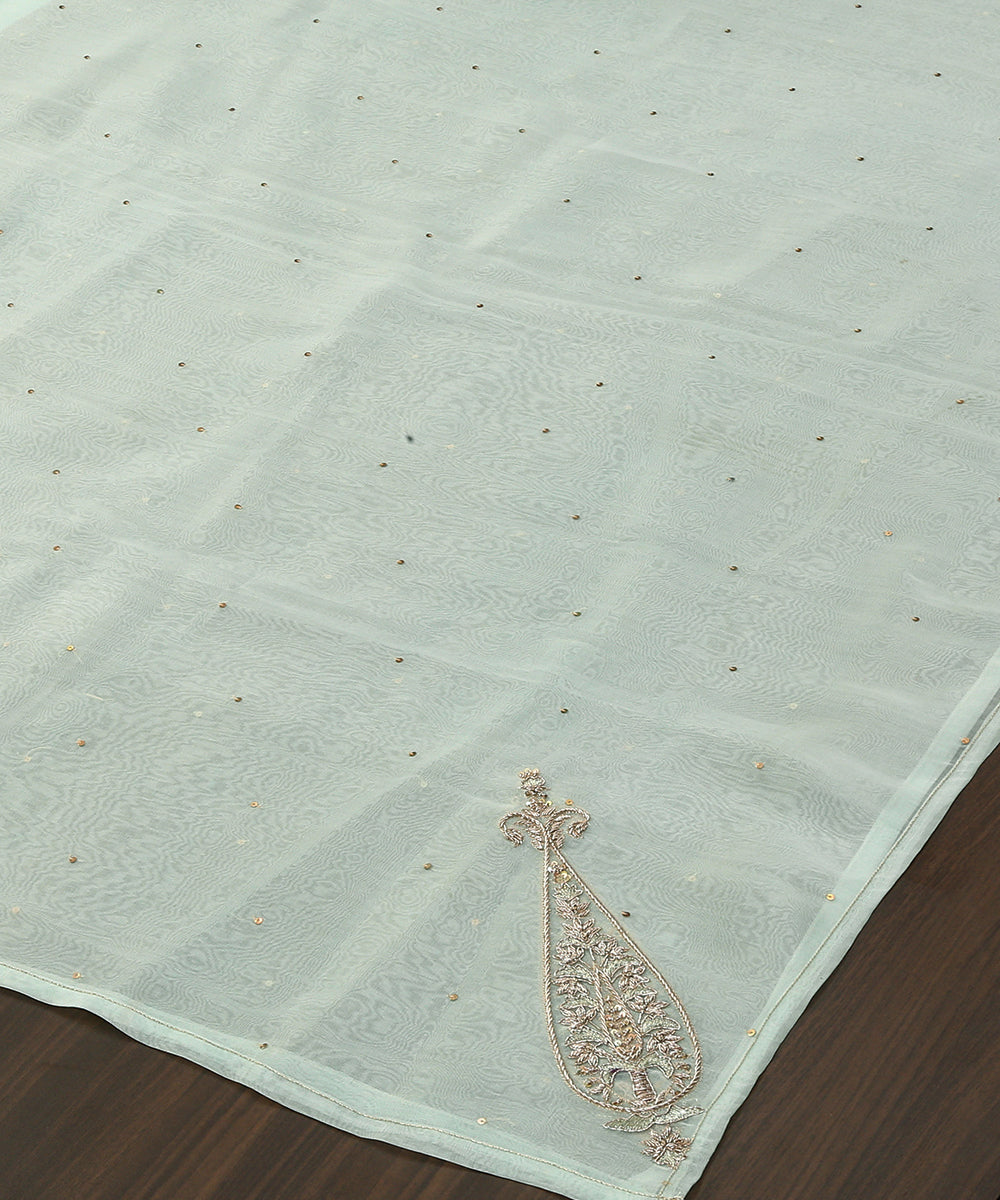 Mint_Green_Organza_Dupatta_With_Hand_Embroidered_Zari_Motif_On_Four_Corners_WeaverStory_03