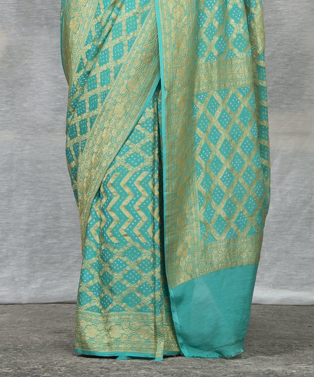 Aqua_Handloom_Pure_Georgette_Banarasi_Bandhej_Saree_WeaverStory_04