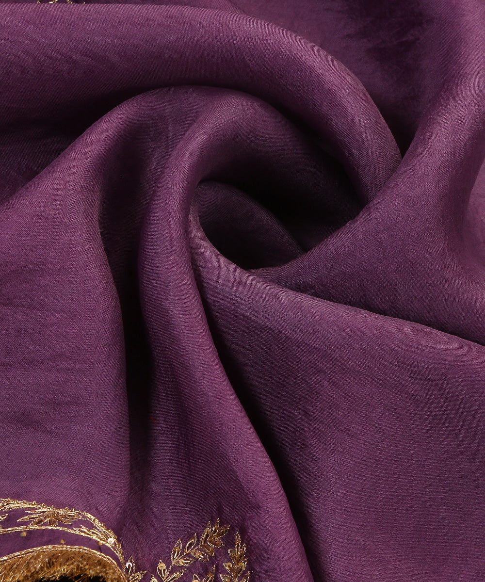 Purple_Dual_Shade_Handloom_Organza_Dupatta_With_Hand_Embroidered_Zardozi_Borders_And_Boota_WeaverStory_05