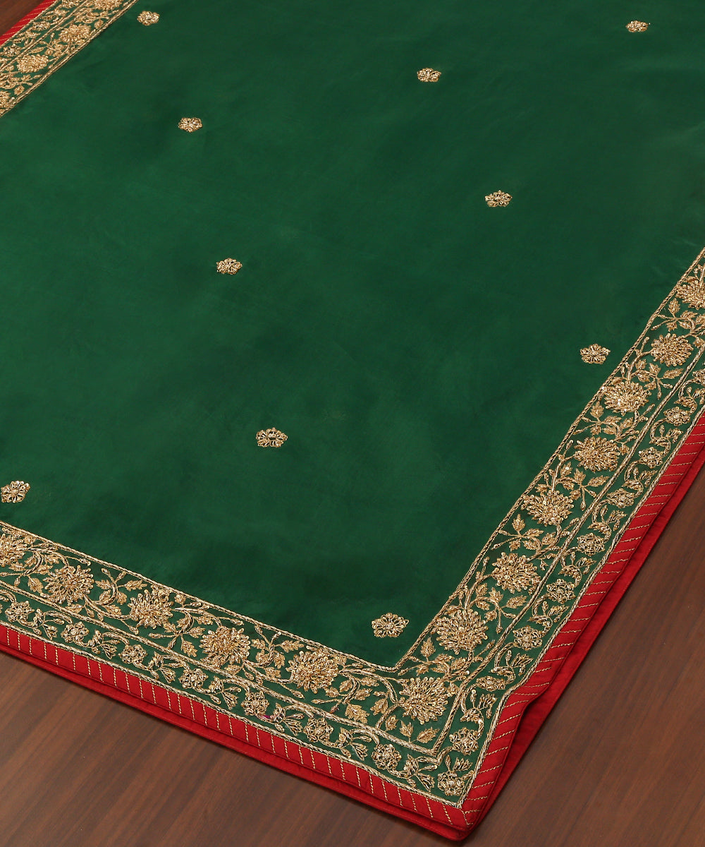 Deep_Green_Hand_Embroidered_Organza_Dupatta_With_Floral_Border_And_Booti_WeaverStory_03