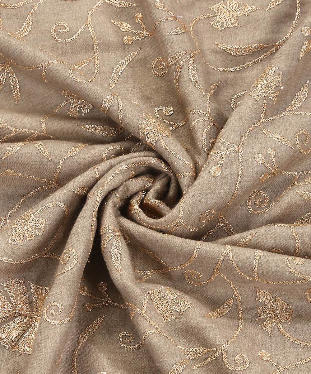 Handwoven_Toosh_Color_Tilla_Jamawar_Pure_Pashmina_Shawl_With_Chinaar_Leaves_WeaverStory_06