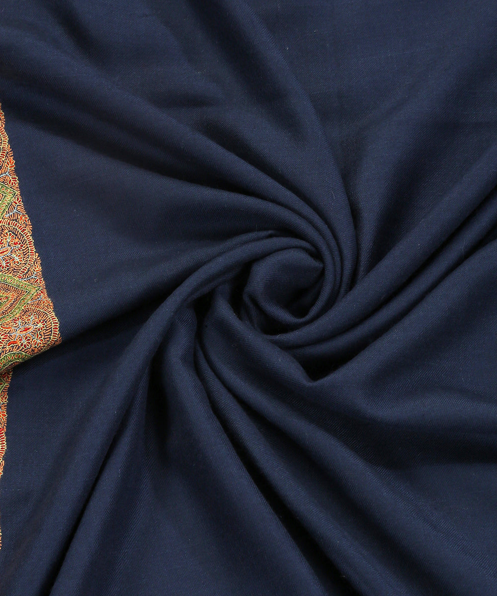 Handwoven_Blue_Pure_Pashmina_Shawl_With_Sozni_Kari_Border_WeaverStory_06
