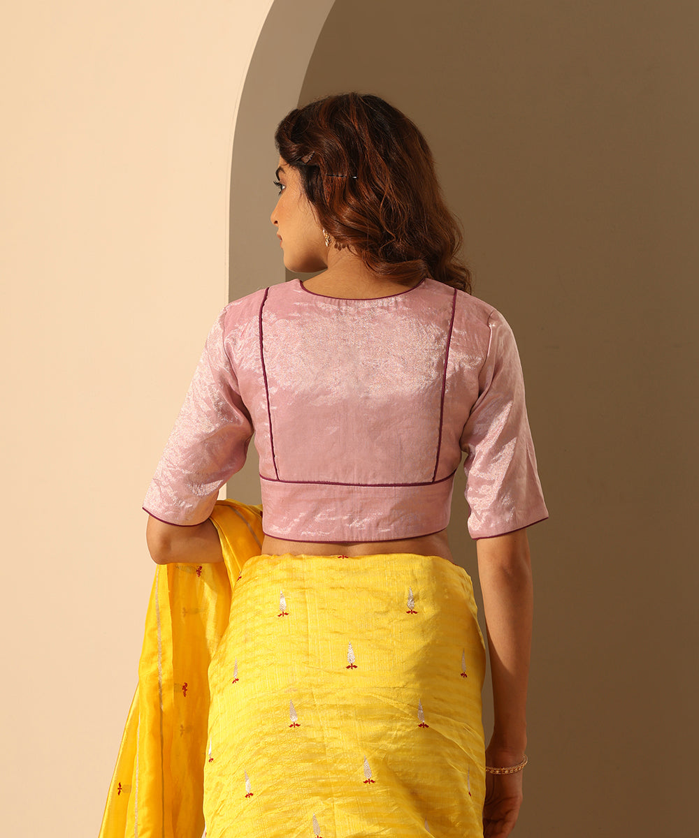 Pink_Tissue_Blouse_With_Choli_Pattern_WeaverStory_03