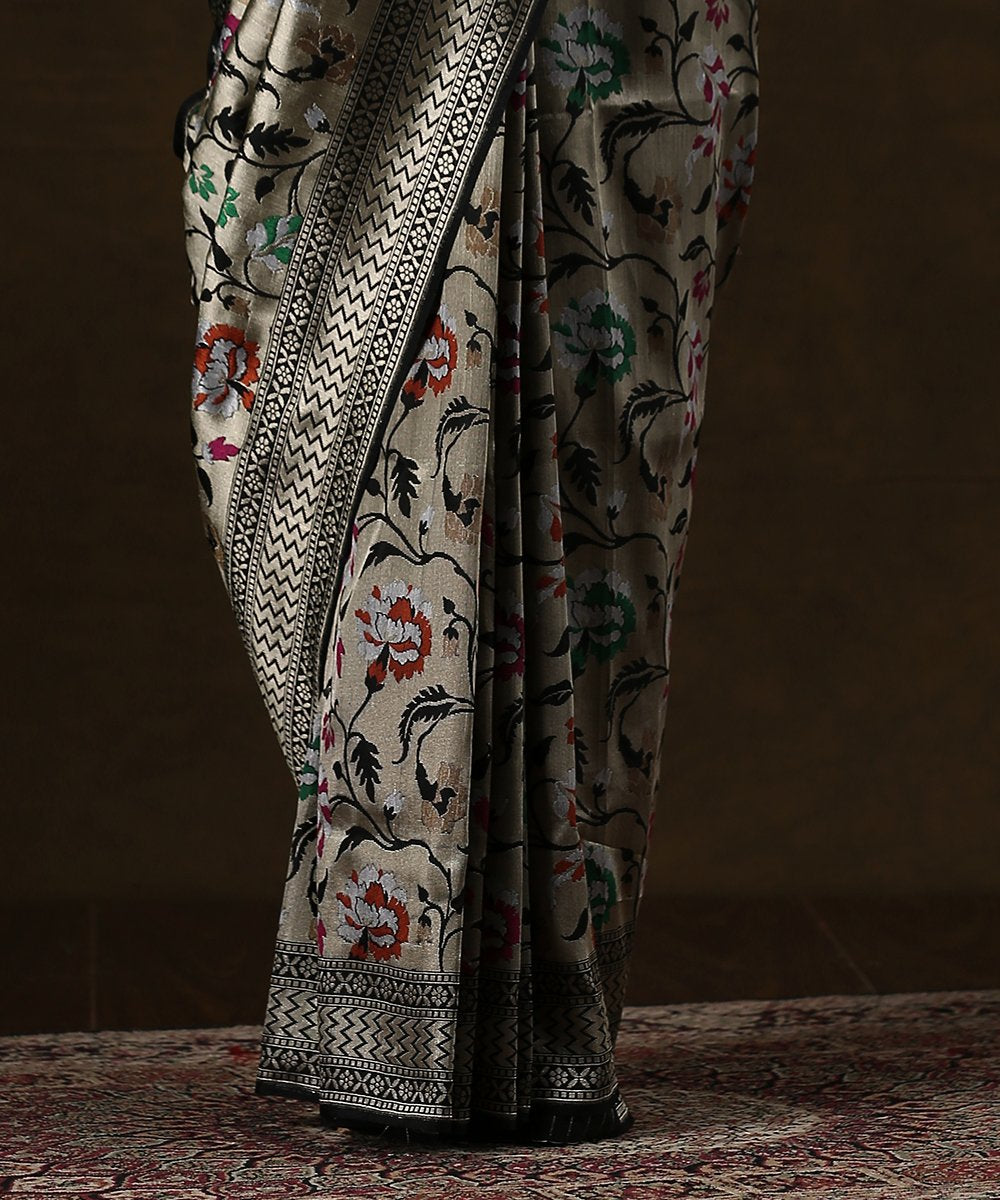 Black_Handloom_Pure_Katan_Silk_Banarasi_Saree_with_Meenakari_Jaal_WeaverStory_04