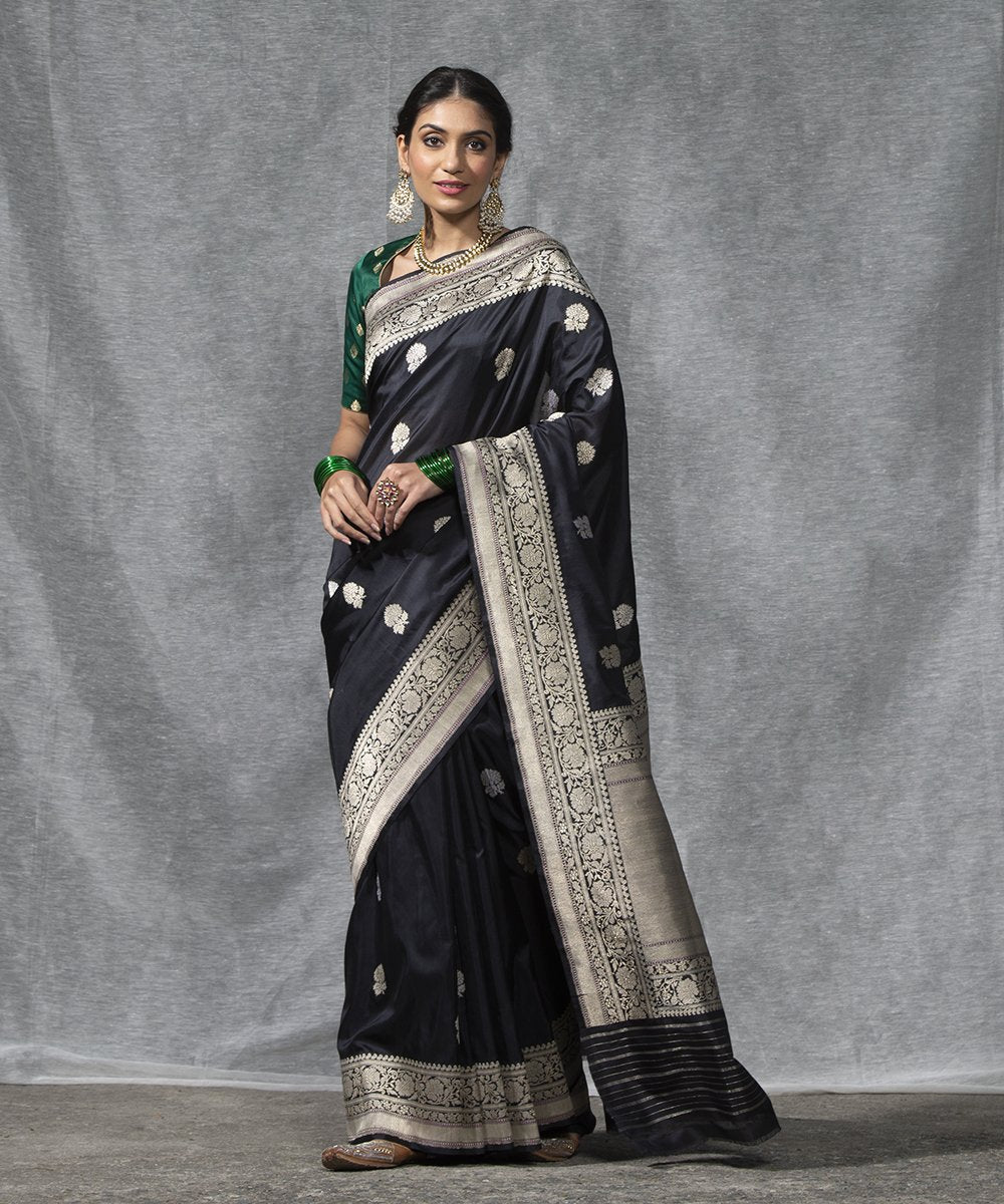 Black_Handloom_Katan_Silk_Kadhwa_Banarasi_Saree_with_Floral_Boota_WeaverStory_02