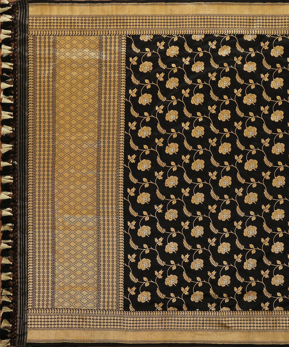 Black_Handloom_Pure_Katan_Silk_with_Sona_Rupa_Kadhwa_Jangla_Dupatta_WeaverStory_02