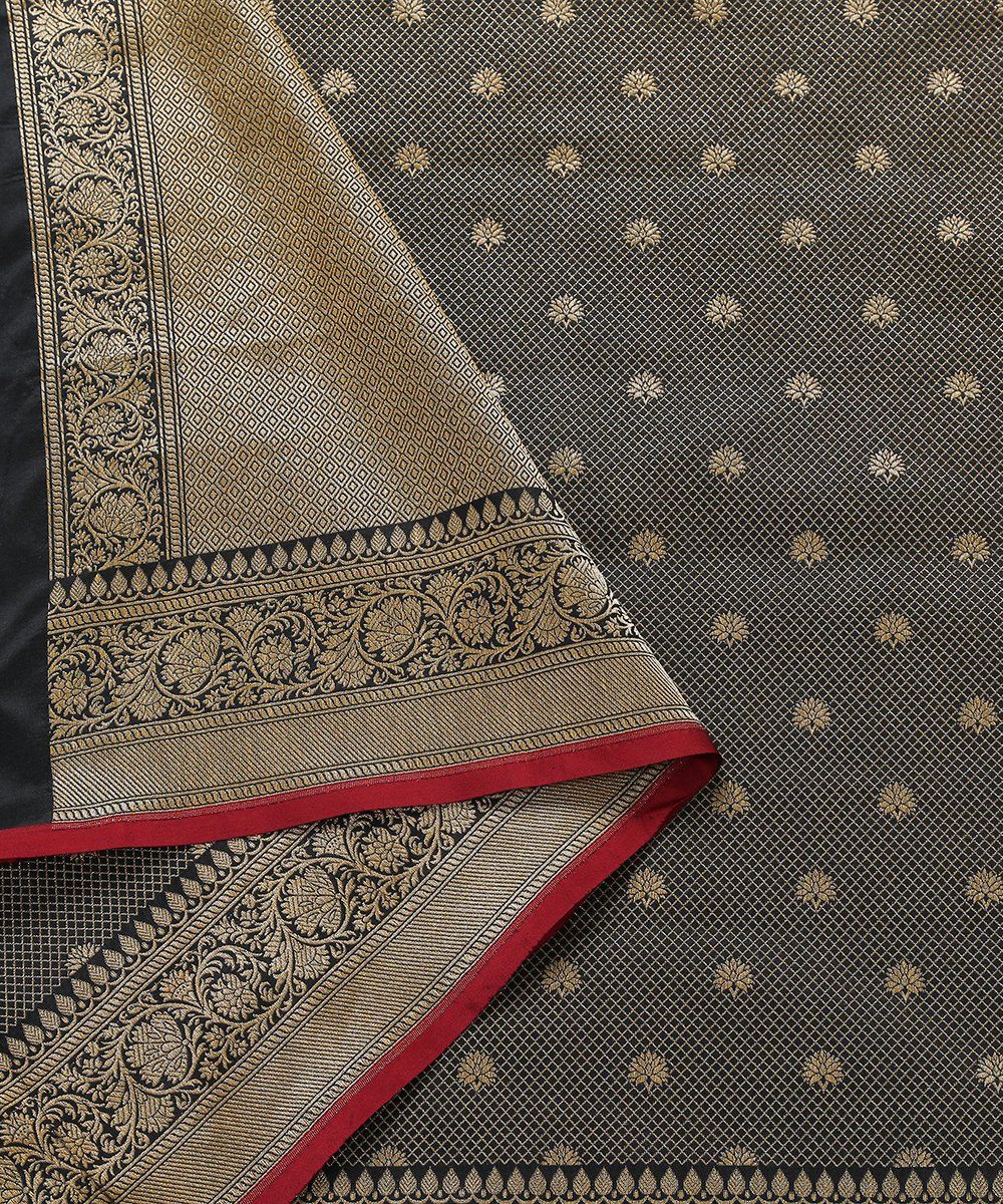Black_Handloom_Zari_Tanchoi_Banarasi_Dupatta_WeaverStory_04