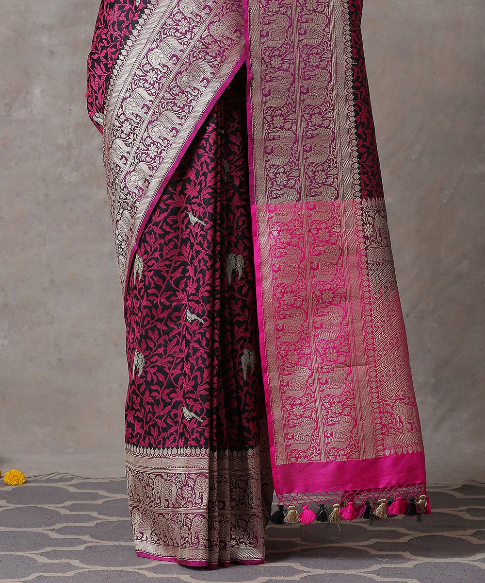 Black_and_Pink_Handloom_Pure_Katan_Silk_Banarasi_Saree_with_Meenakari_Tanchoi_and_Big_Shikargah_Border_WeaverStory_04