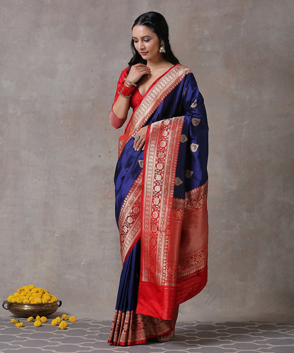 Blue_Handloom_Pure_Katan_Silk_Banarasi_Saree_With_Kadhwa_Boota_And_Red_Border_WeaverStory_02